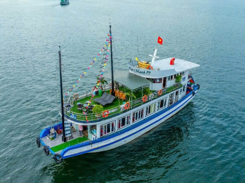 Aurora Bai Tu Long Cruises 5 star